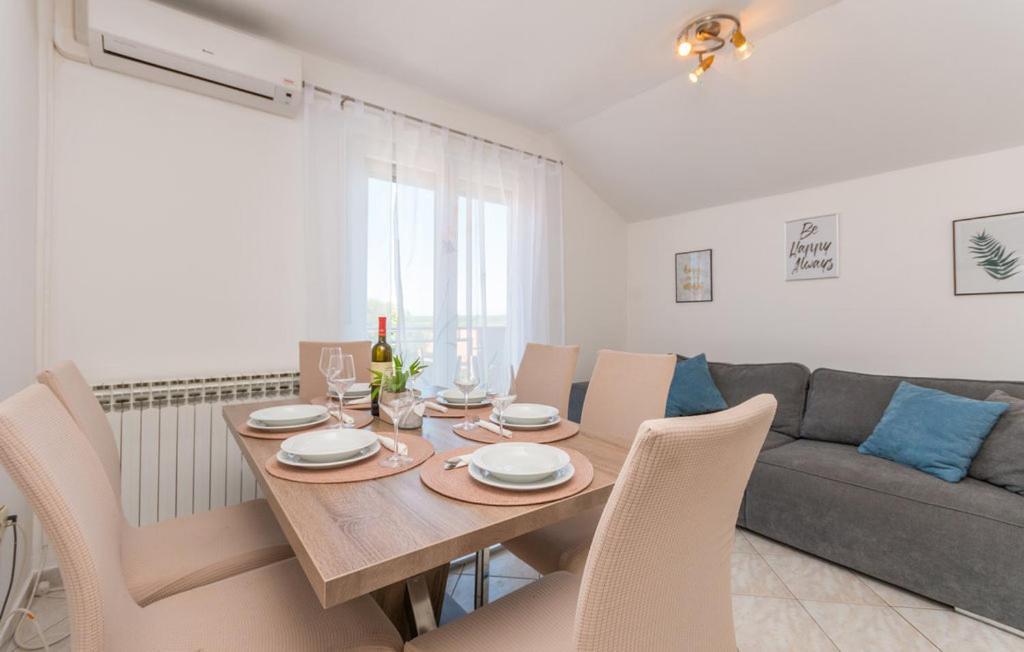 Apartments Mikulic Biograd Na Moru Εξωτερικό φωτογραφία